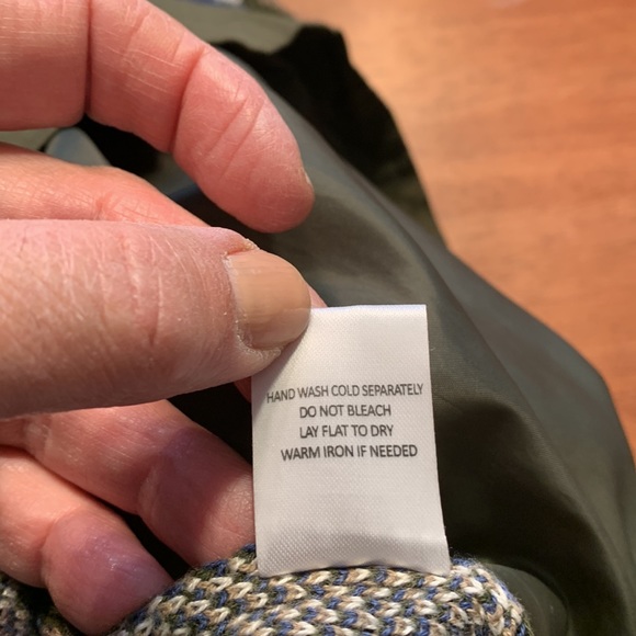 Army green utility jacket with Aztec print sweater back. size M - Picture 6 of 6